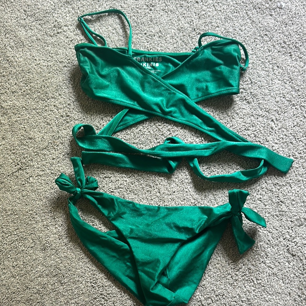 Green Frankie's Bikini Set with Strappy Design